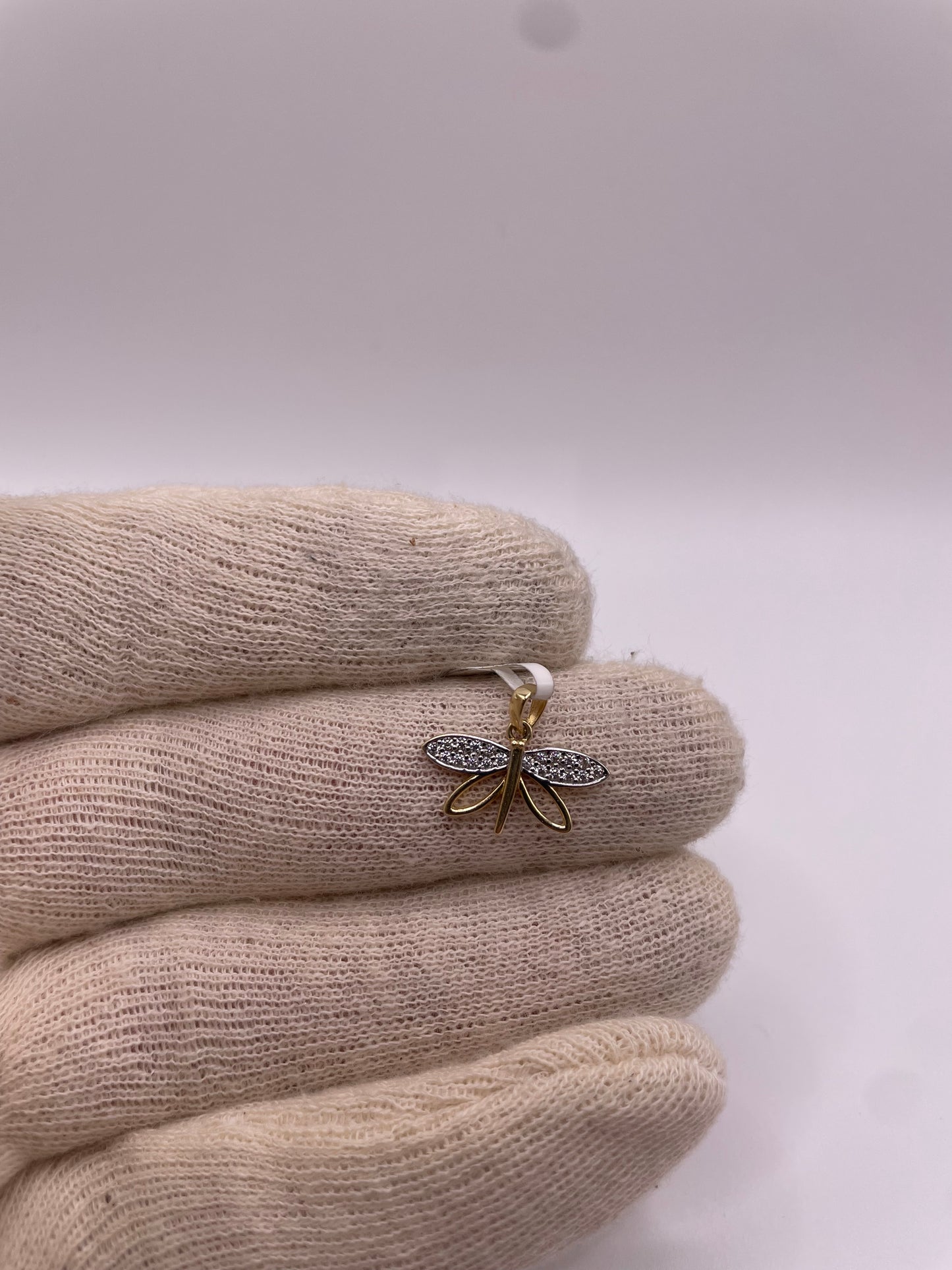 Goldanhänger Libelle mit Steinen