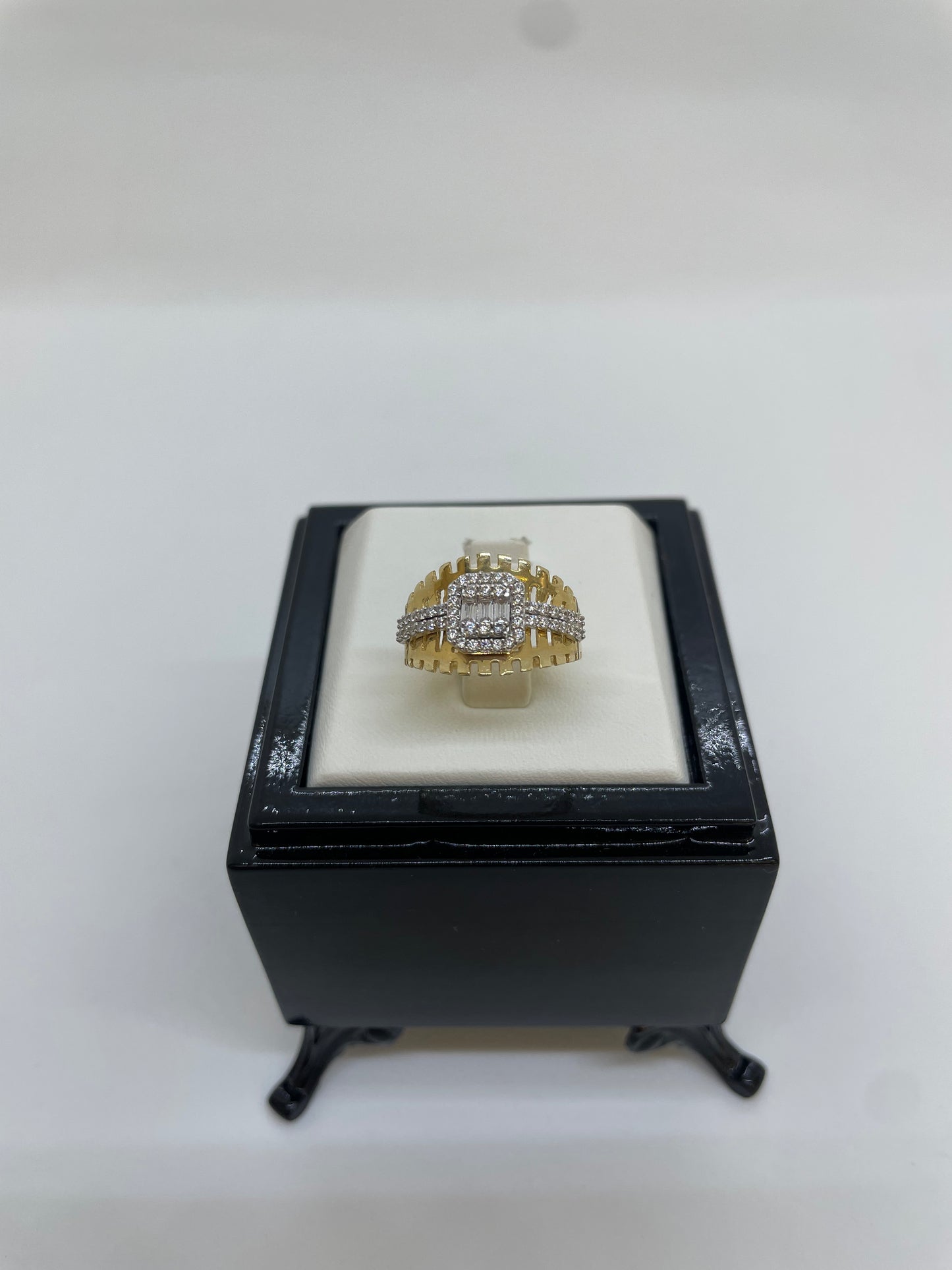 Goldring bicolour mit Zirkonia Steinen